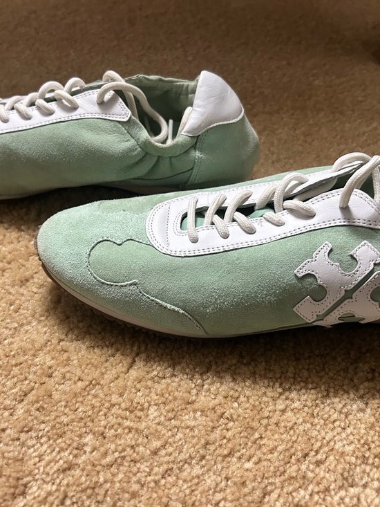 Tory Burch leather & suede mint green and white sneakers, sz 9.5 - Picture 2 of 7
